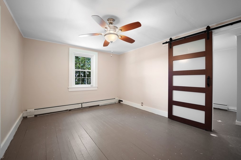 16 Alden Ave, Dartmouth MA 02747-2319 exterior