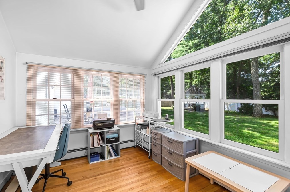 498 Converse St, Springfield MA  01106-1713 exterior