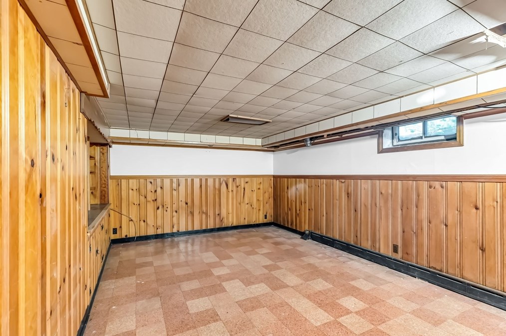 498 Converse St, Springfield MA  01106-1713 exterior