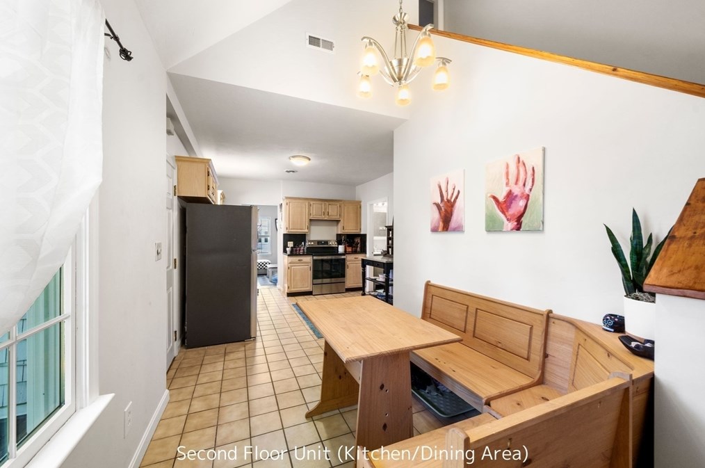 103 Sandwich St, Plymouth MA  02360-3357 exterior