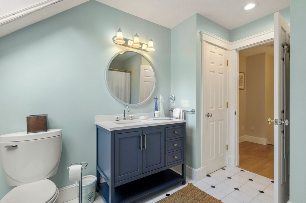 280 Ctr Hl Rd, Plymouth MA 02360-1368 exterior