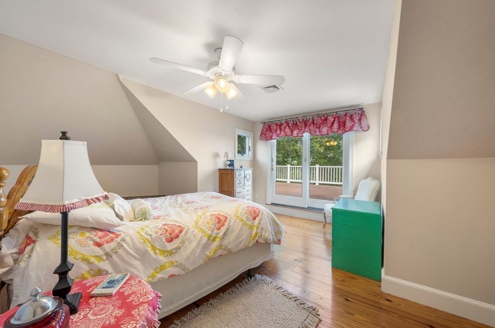 280 Ctr Hl Rd, Plymouth MA 02360-1368 exterior