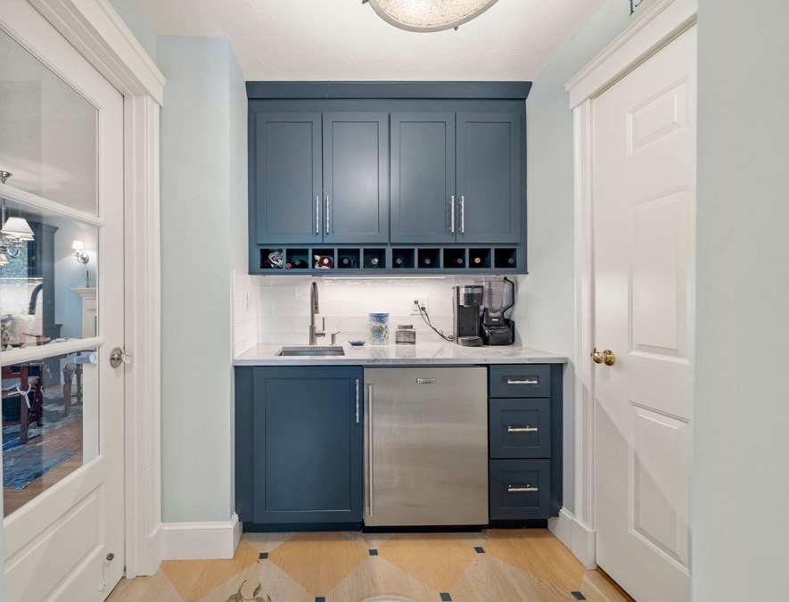 280 Ctr Hl Rd, Plymouth MA 02360-1368 exterior