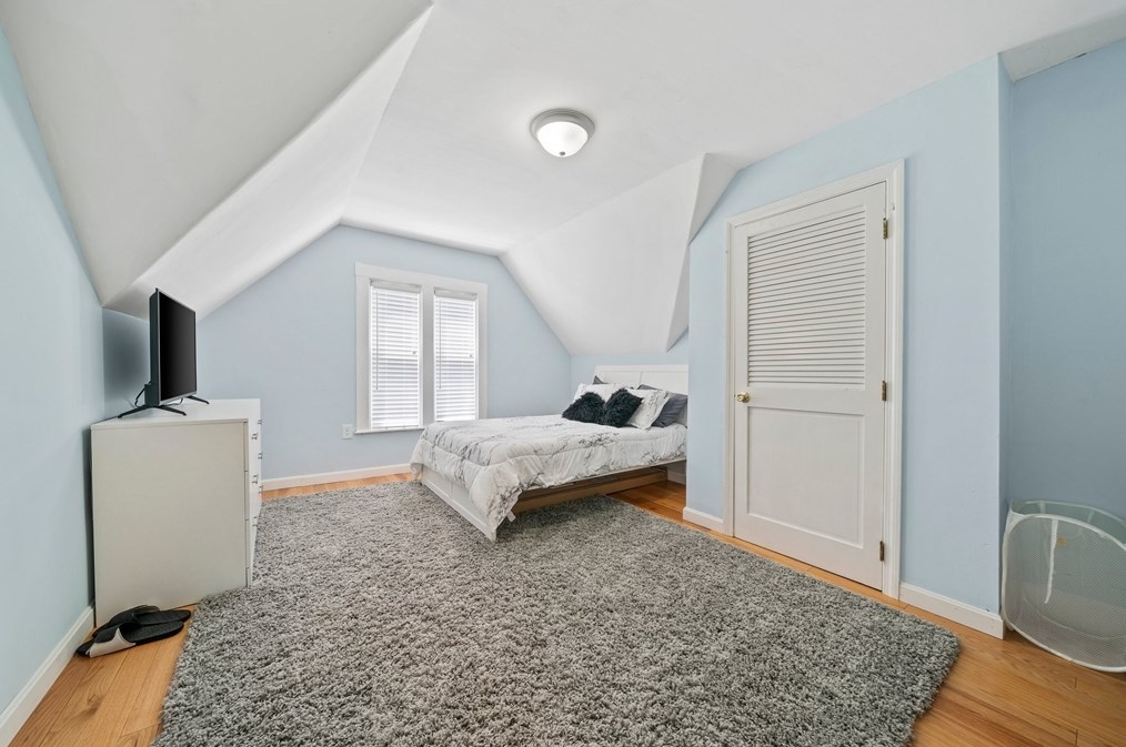 24 Broad St, Weymouth MA  02188-1706 exterior