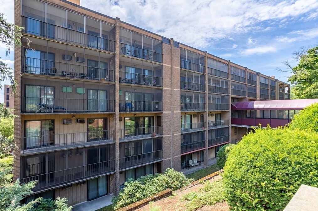 190 High St, Medford MA  02155-3847 exterior