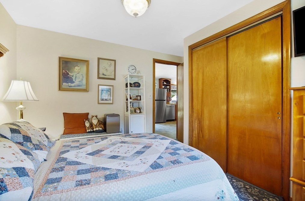 714 Holyoke Rd, Montgomery MA  01085-1764 exterior