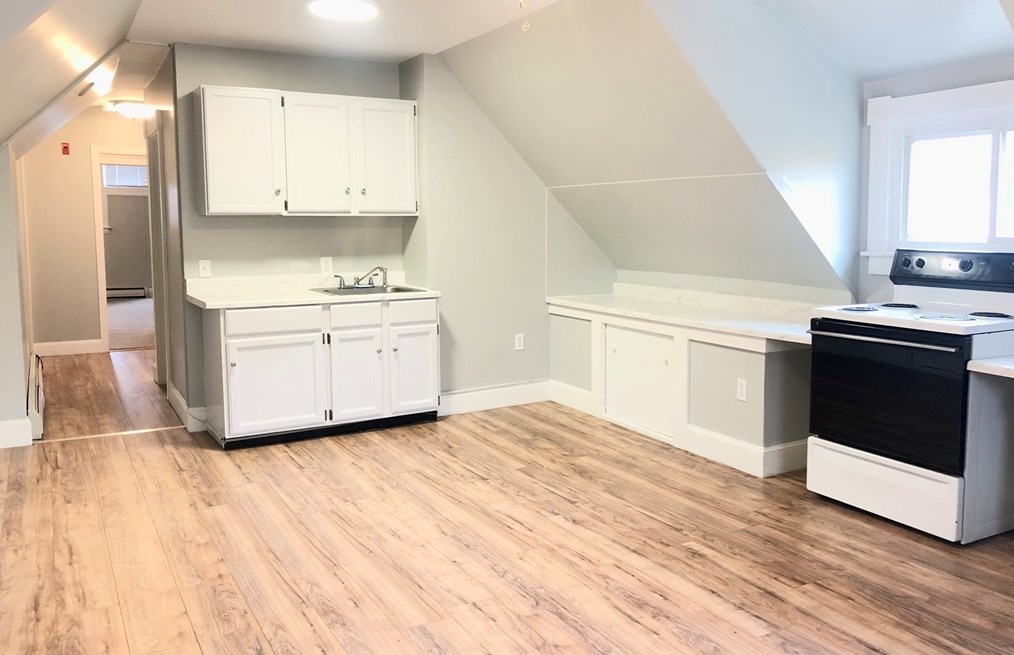 59 Merriam Ave, Leominster MA 01453-2153 exterior