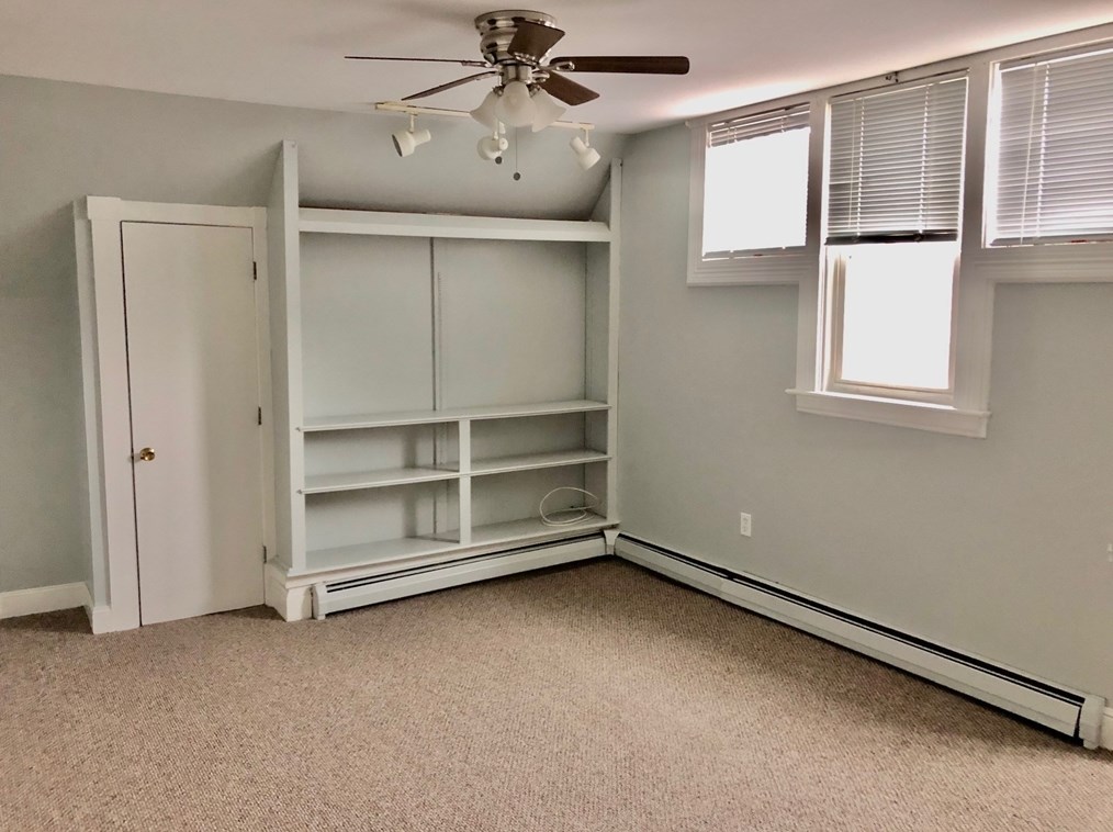 59 Merriam Ave, Leominster MA  01453-3158 exterior