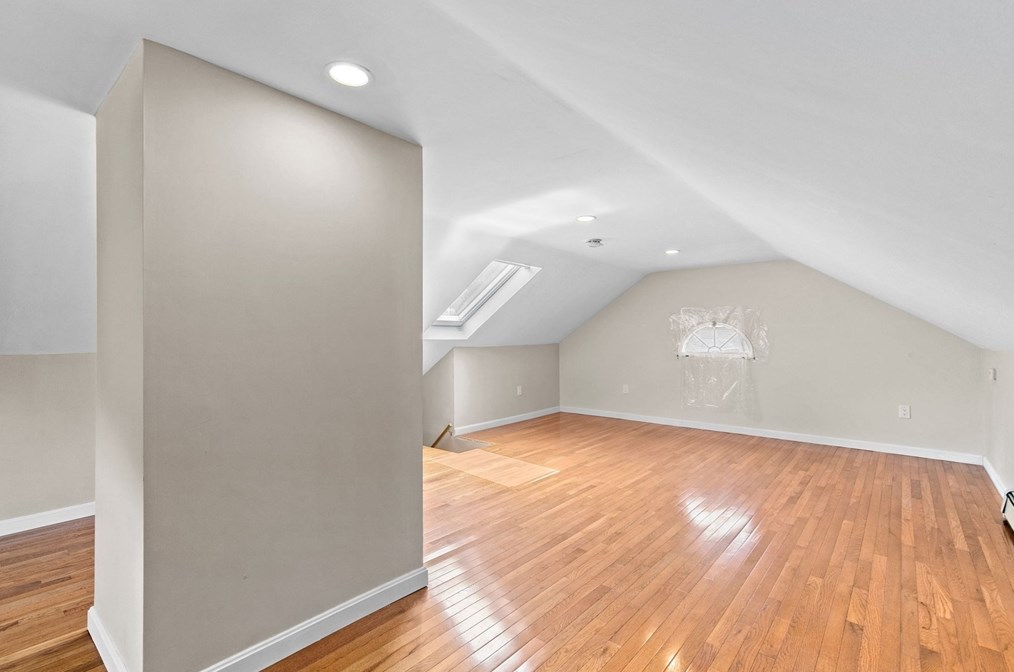 922 Furnace Brk Pkwy, Quincy MA 02169-2304 exterior