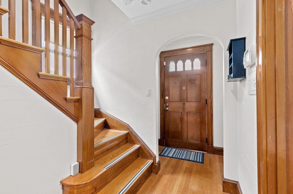 922 Furnace Brk Pkwy, Quincy MA 02169-2304 exterior