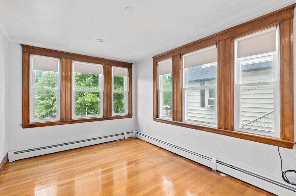 922 Furnace Brk Pkwy, Quincy MA 02169-2304 exterior