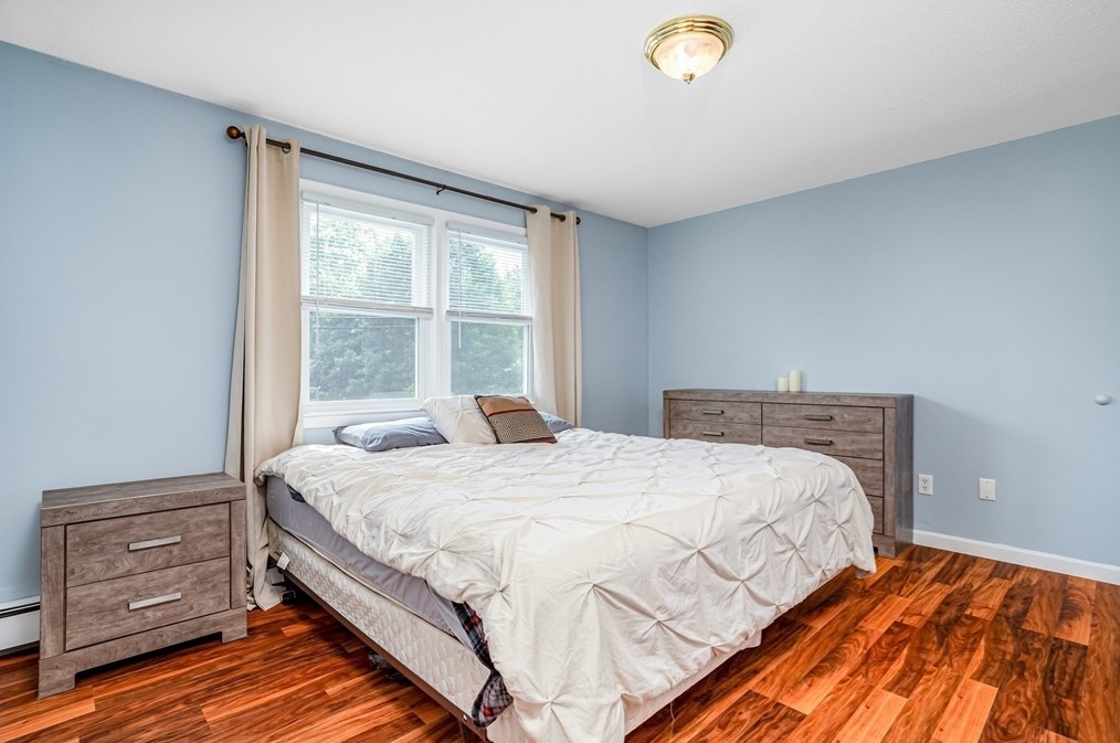 311 Pleasant St, Leominster MA  01453-6227 exterior