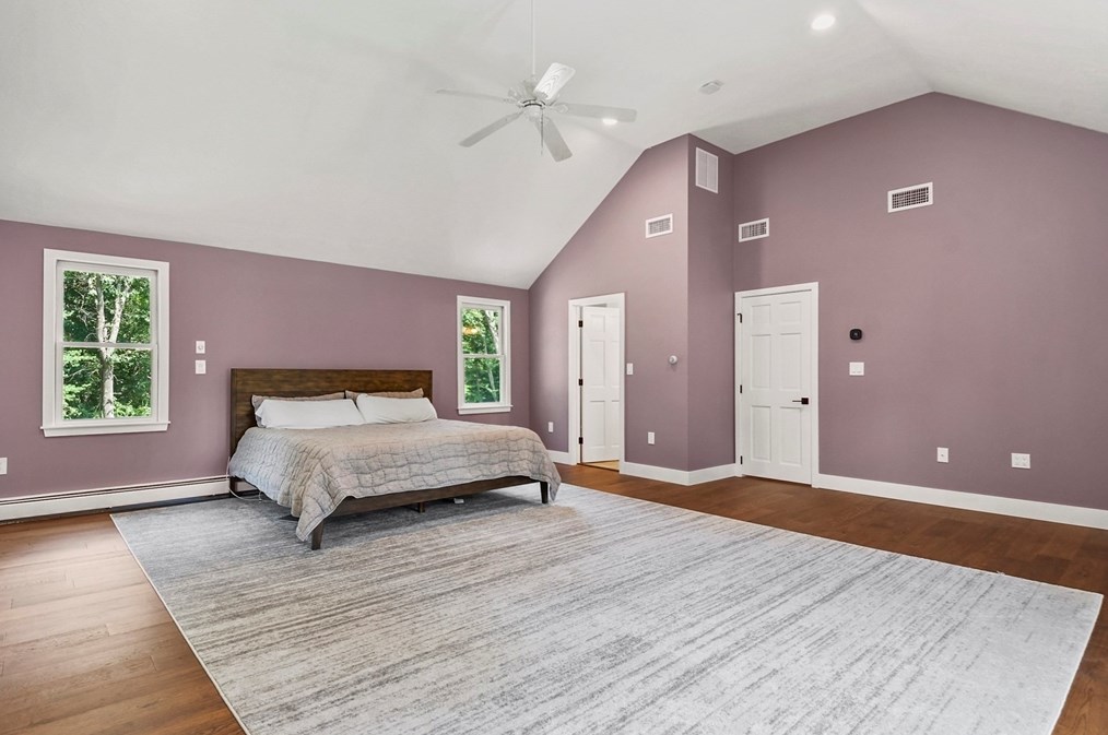 12 Evergreen Dr, Franklin MA  02038-2797 exterior