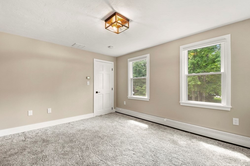 12 Evergreen Dr, Franklin MA  02038-2797 exterior