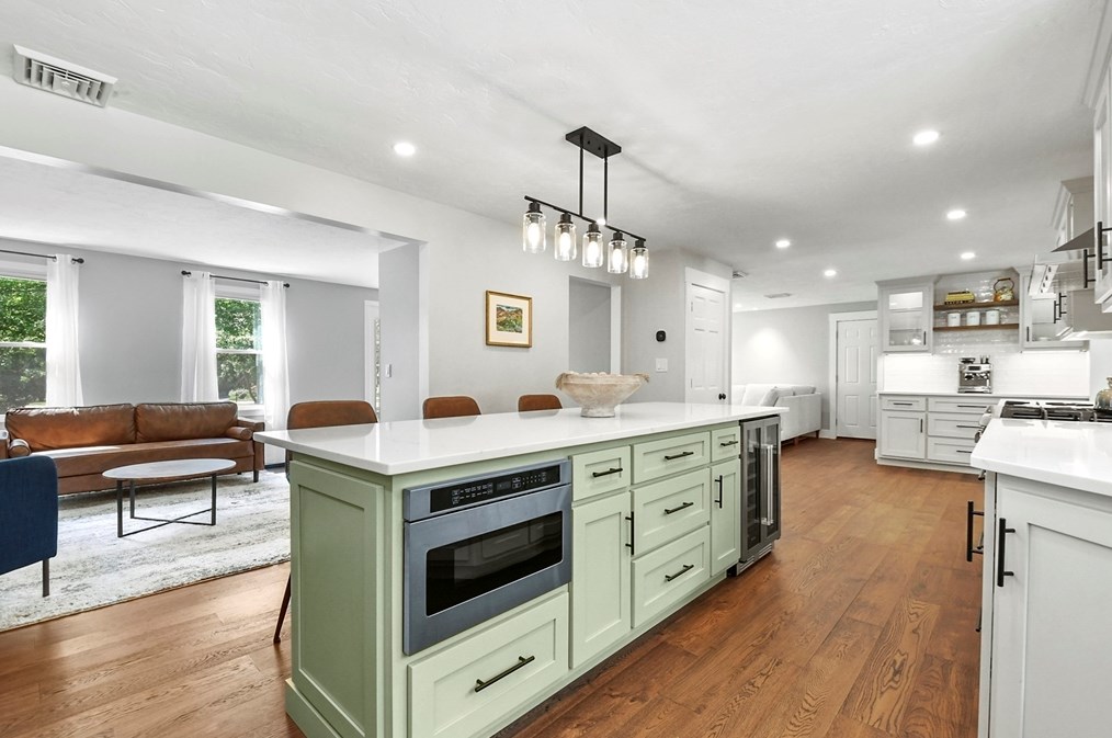 12 Evergreen Dr, Franklin MA  02038-2797 exterior