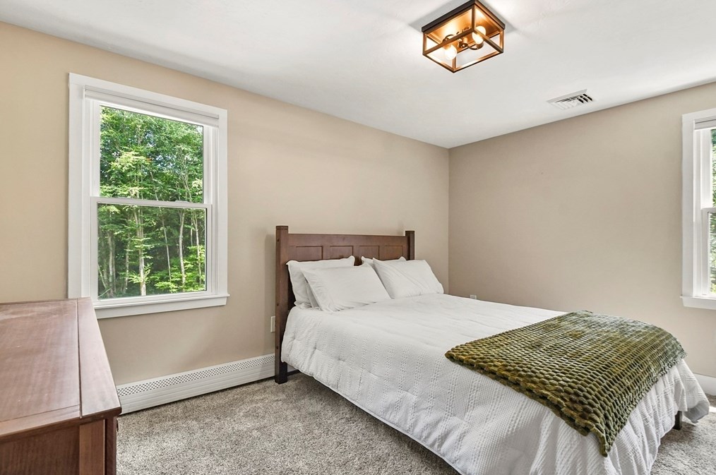 12 Evergreen Dr, Franklin MA  02038-2797 exterior