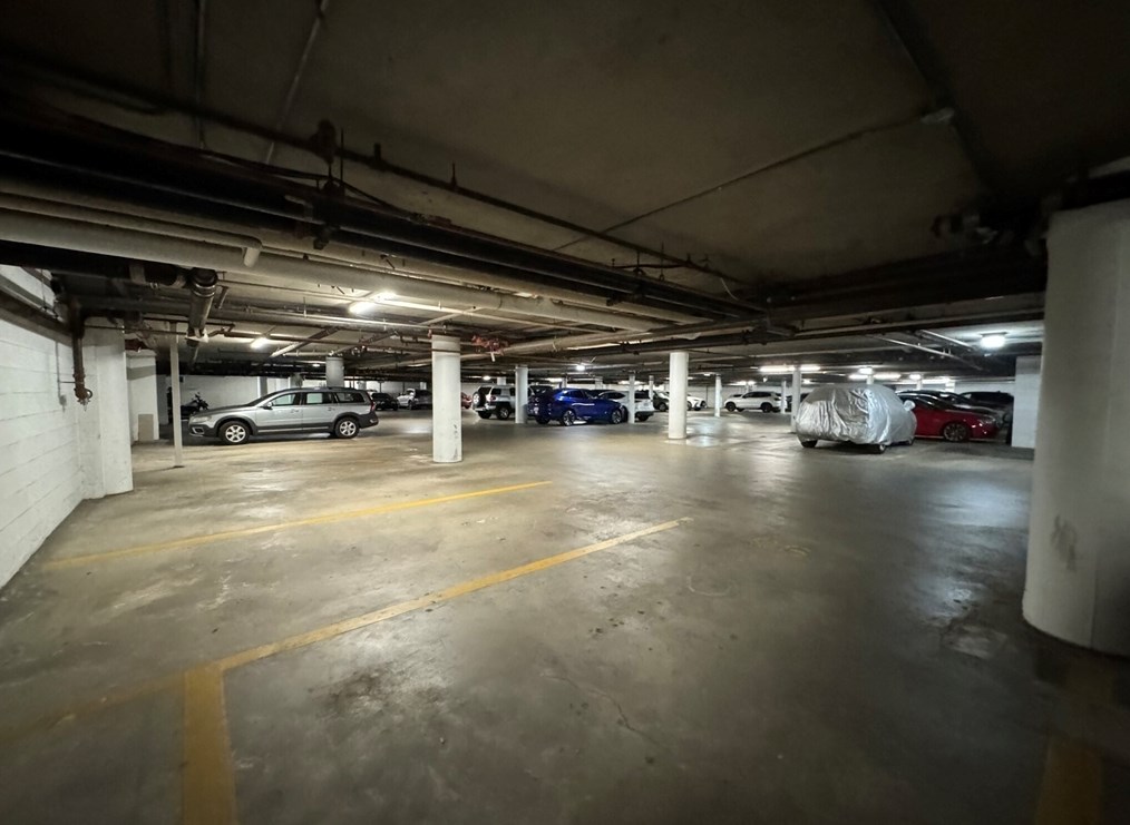 125 Coolidge Ave, Watertown MA 02472-2871 exterior