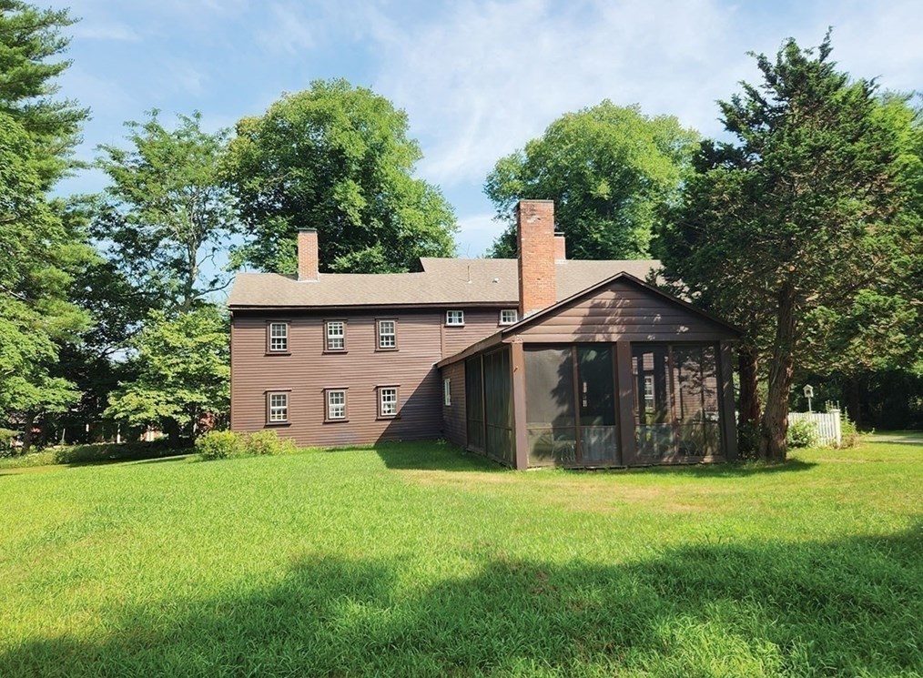 187 Seekonk St, Norfolk MA  02056-1157 exterior