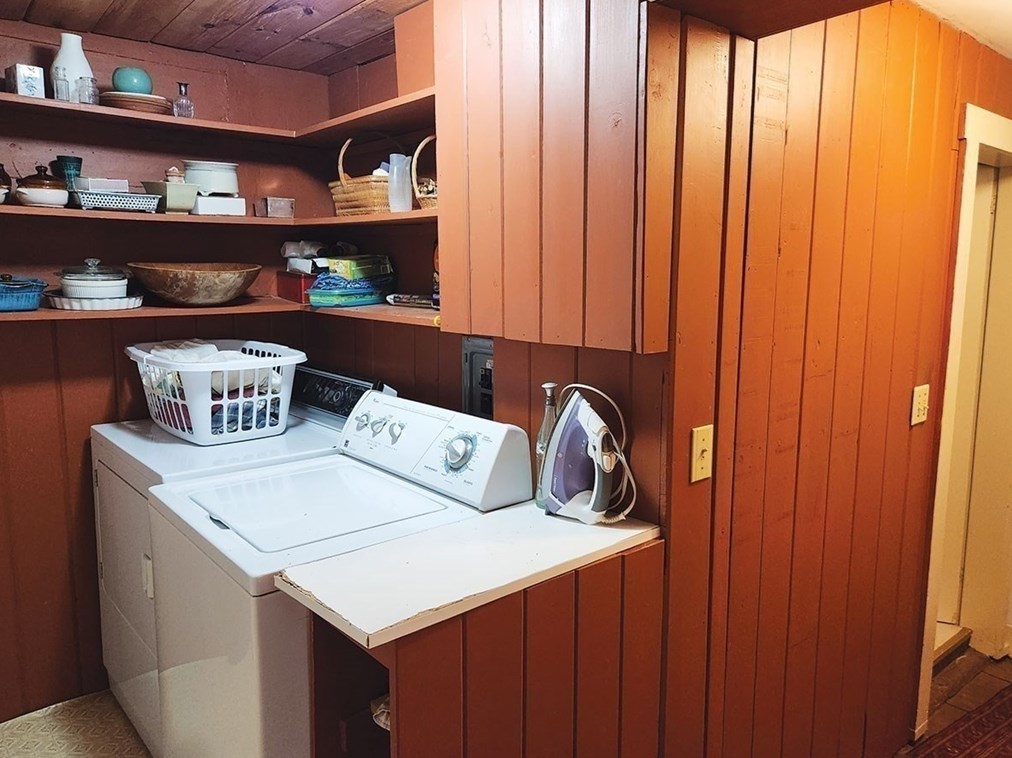 187 Seekonk St, Norfolk MA  02056-1157 exterior