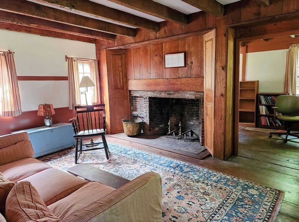 187 Seekonk St, Norfolk MA  02056-1157 exterior