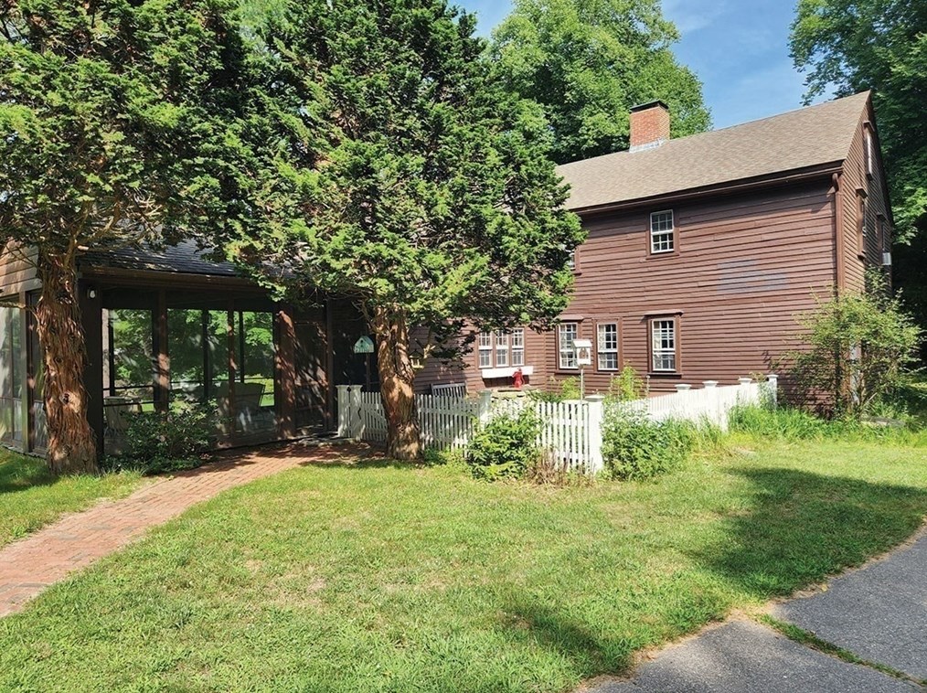 187 Seekonk St, Norfolk MA  02056-1157 exterior