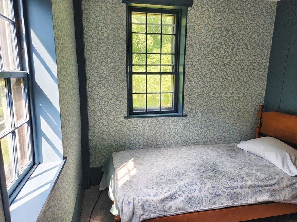 187 Seekonk St, Norfolk MA  02056-1157 exterior