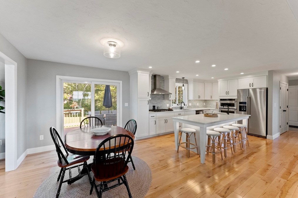 1865 State Rd, Plymouth MA  02360-5137 exterior