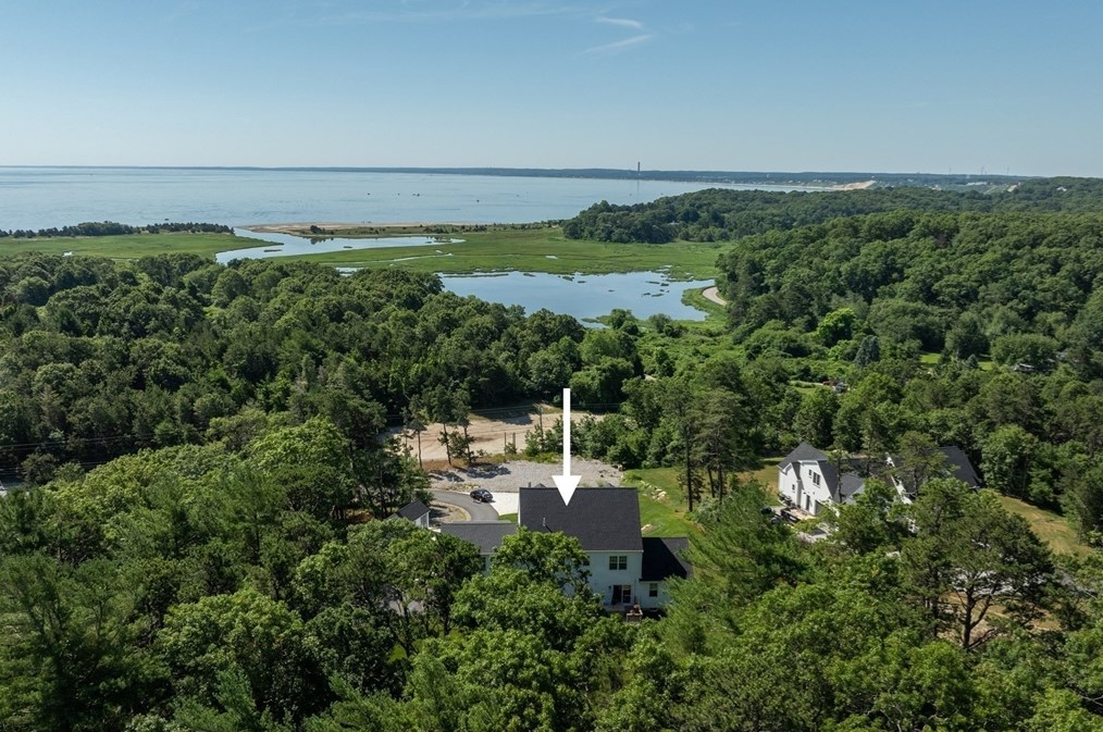 1865 State Rd, Plymouth MA  02360-5137 exterior