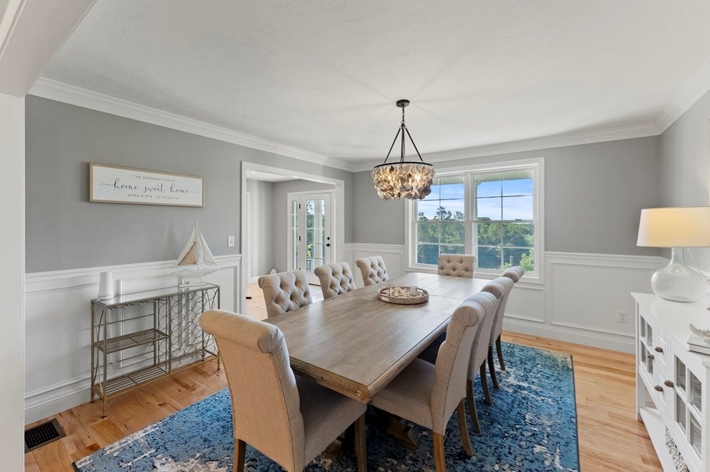 1865 State Rd, Plymouth MA  02360-5137 exterior