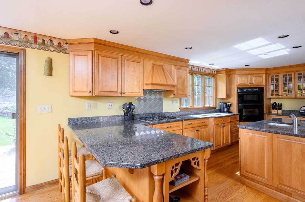 42 Crabtree Rd, Plymouth MA  02360-3147 exterior