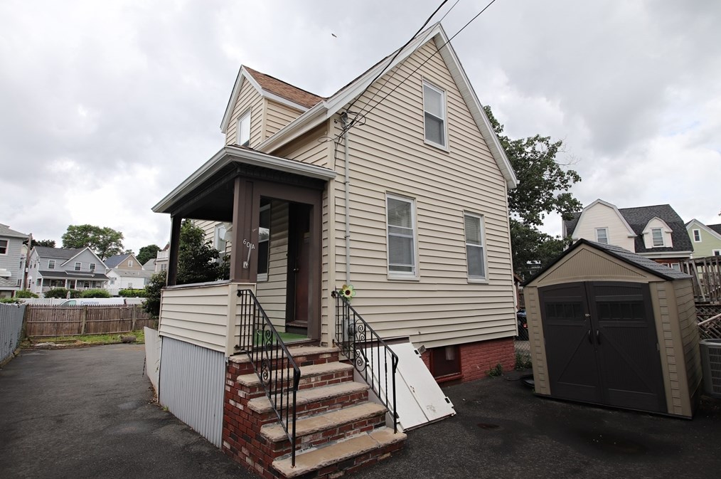 60 Milton St, Malden MA 02148-3238 exterior