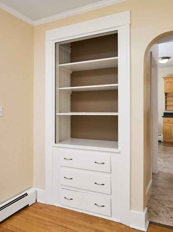 26 Monroe Ave, Worcester MA  01602-2643 exterior