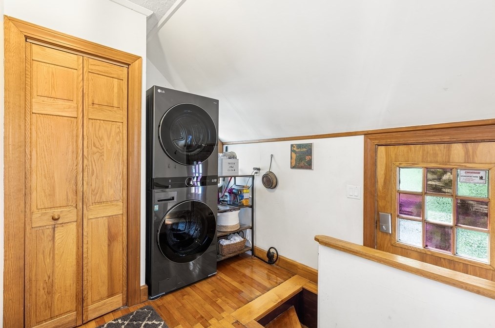 52 Flagg St, Worcester MA  01602-1449 exterior