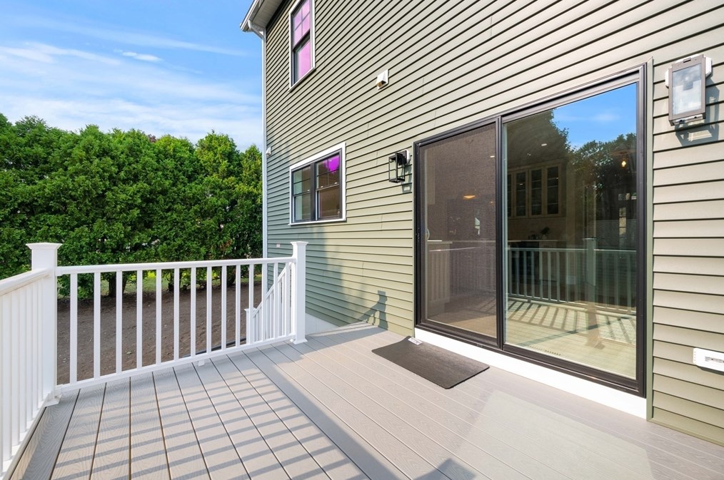 31 Virginia Rd, Arlington MA  02476-7117 exterior