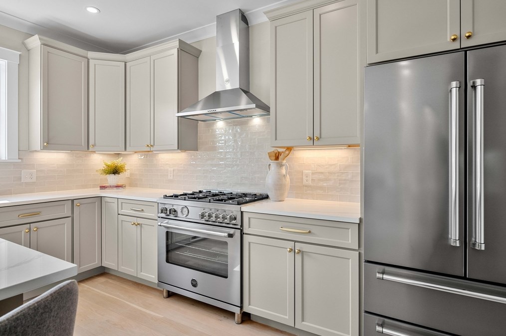 31 Virginia Rd, Arlington MA  02476-7117 exterior