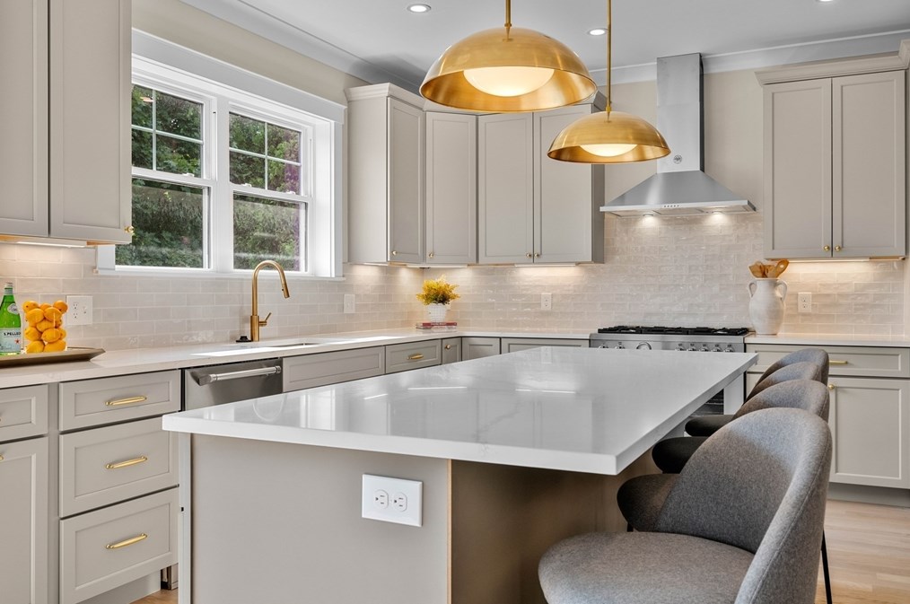 31 Virginia Rd, Arlington MA  02476-7117 exterior