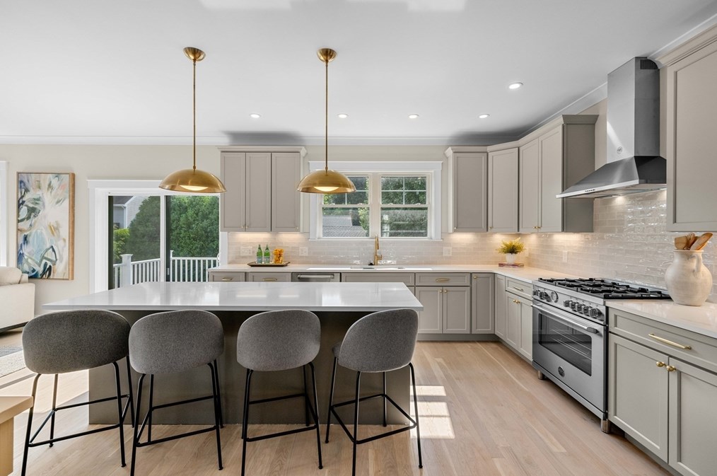 31 Virginia Rd, Arlington MA  02476-7117 exterior