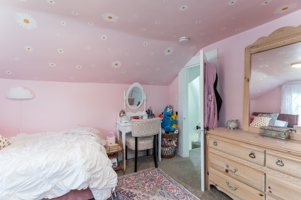 51 Maplehurst Ave, East Longmeadow MA  01028-1711 exterior