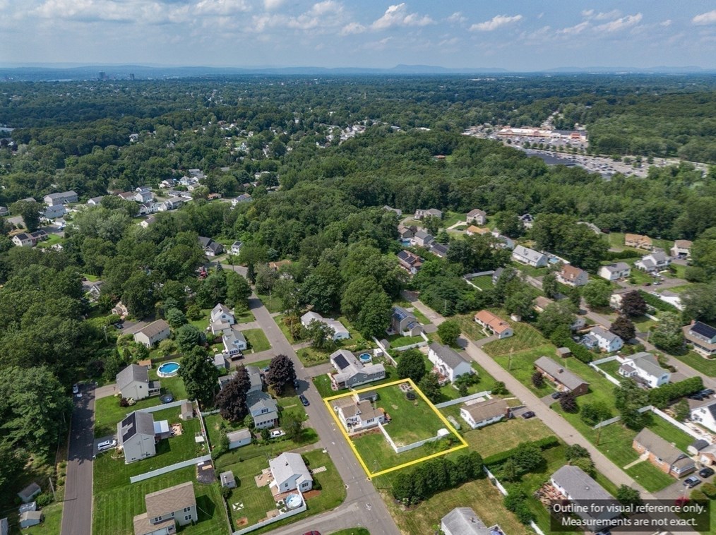 51 Maplehurst Ave, East Longmeadow MA  01028-1711 exterior