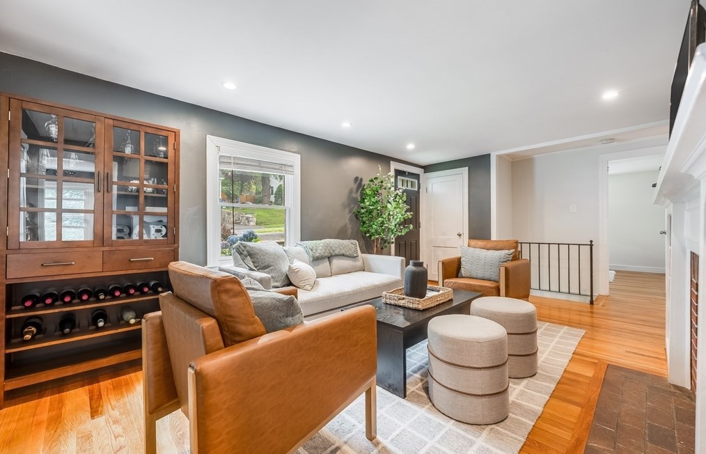 93 Forbes Hill Rd, Quincy MA  02170-3605 exterior