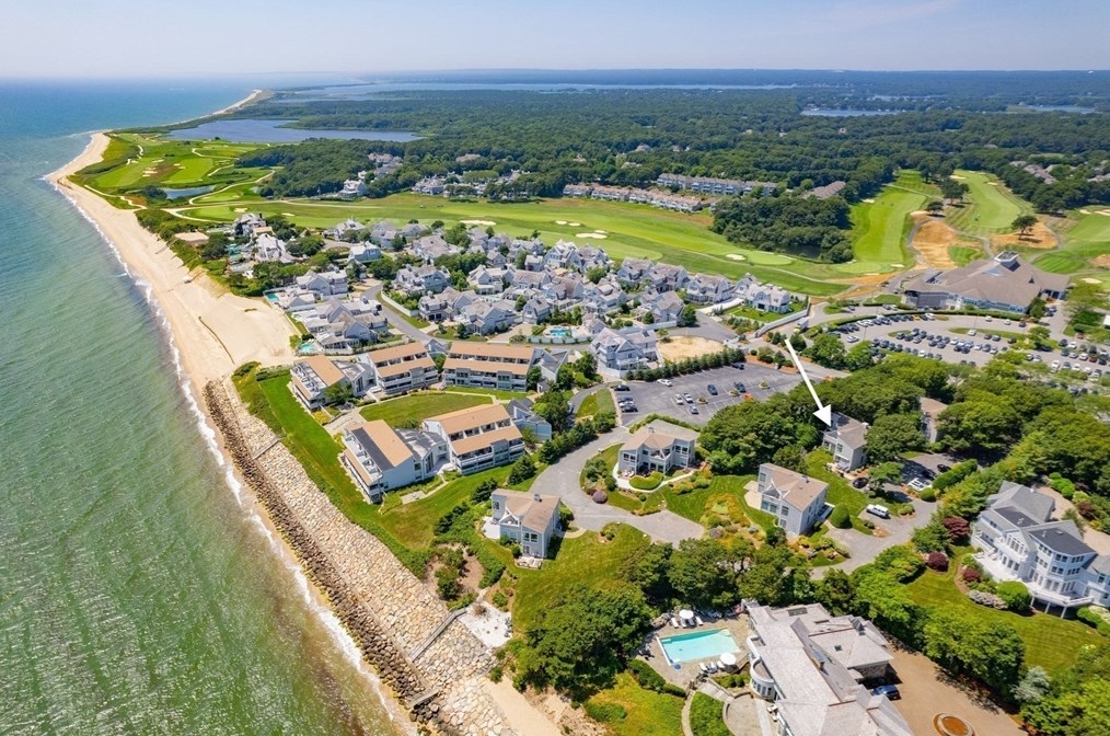 90 Shore Dr, Mashpee MA  02649-4173 exterior