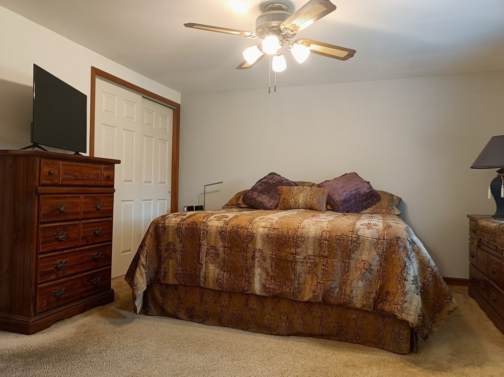 39 Lane Farm Rd, Dartmouth MA 02747-3579 exterior