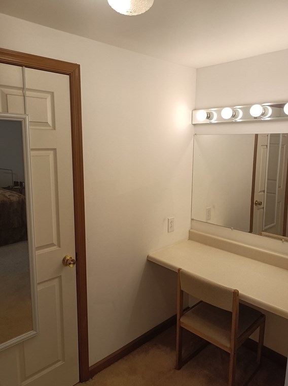 39 Lane Farm Rd, Dartmouth MA 02747-3579 exterior