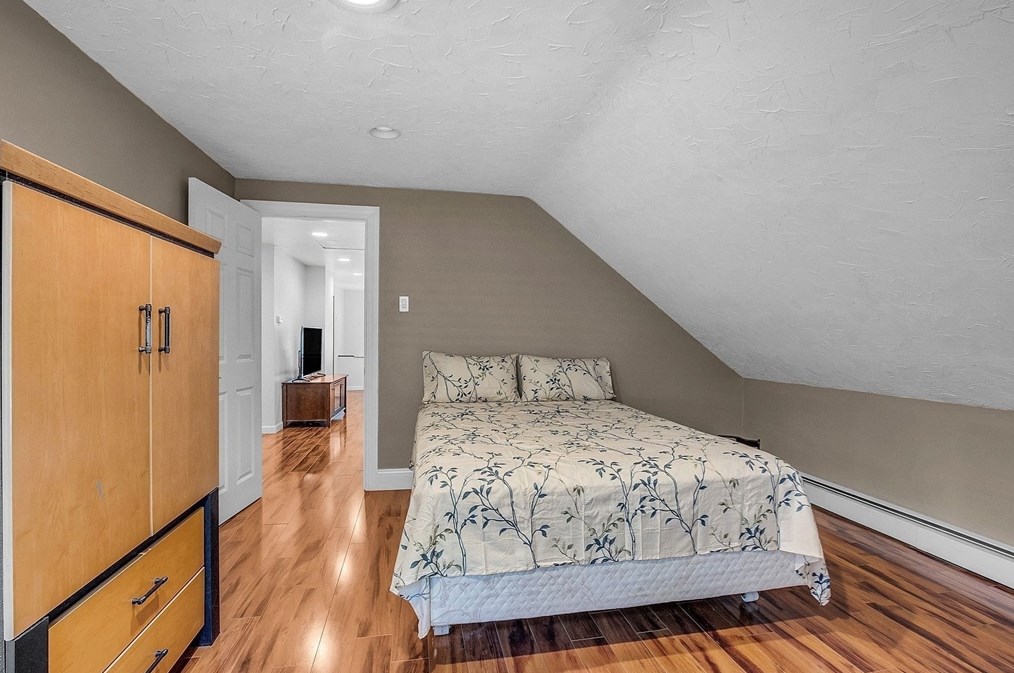 37 Aborn St, Peabody MA 01960-6041 exterior