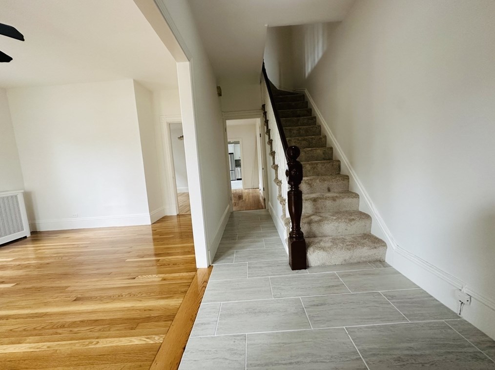 58 Bacon St, Waltham MA  02453-4311 exterior