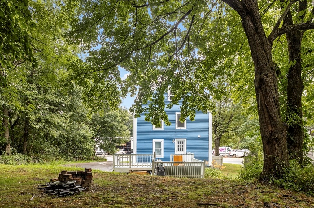 573 Somerset Ave, Taunton MA  02780-4842 exterior