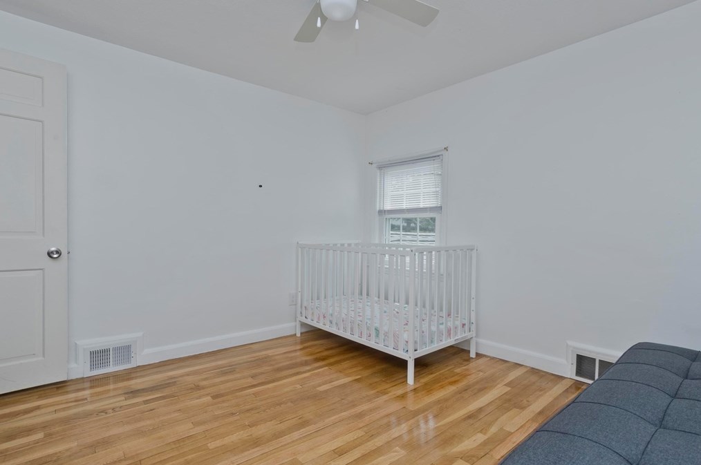 480 Roosevelt Ave, Springfield MA  01118-1160 exterior