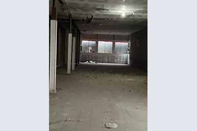 393 Main Street, Holyoke, MA 01040 - Photo 3