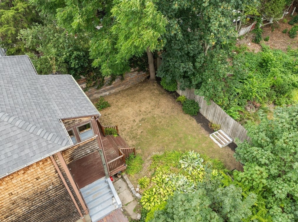 11 May St, Cambridge MA 02138-4428 exterior