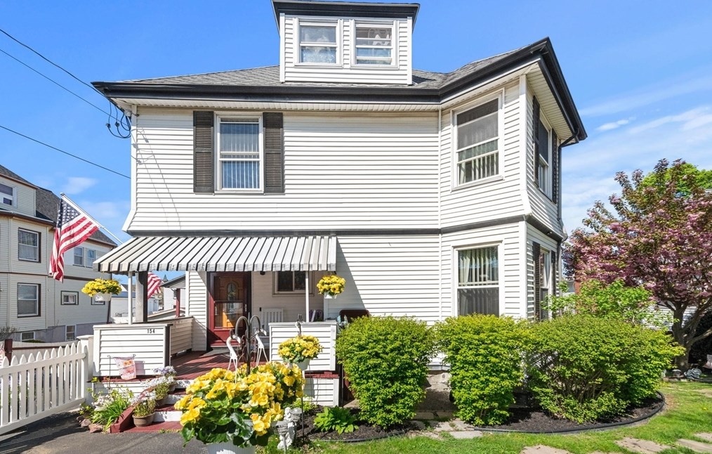 154 Winthrop Ave, Revere MA 02151-3915 exterior